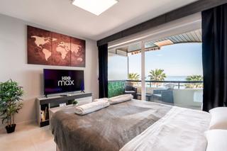Estudi a Playa de la Fontanilla. Estudio en primera línea de playa ideal como inversión