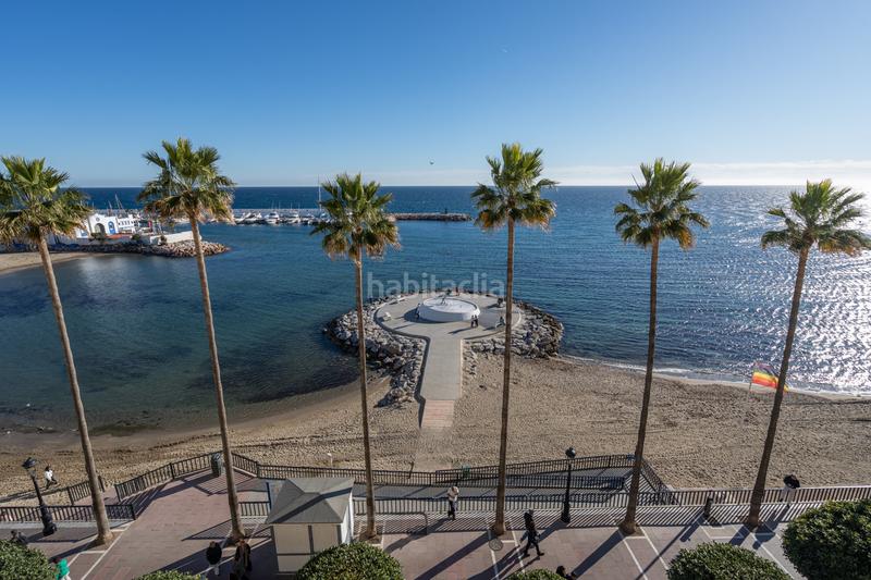 Foto d68556e0-616e-4a5b-89b6-0d6ff5fe7ae7. Estudio  en primera línea de playa ideal como inversión en Marbella