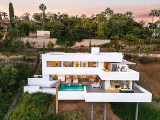 Maison à La Quinta. Villa en el herrojo