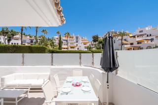 Planta baja en Nueva Andalucía centro. Apartamento de 3 habitaciones en el corazon de nueva andalucía