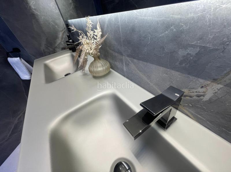 Foto a046c785-e6d9-4442-ad1f-4331c00168ec. Ático apartamento de lujo en primera línea de playa con las mejores vistas en Marbella
