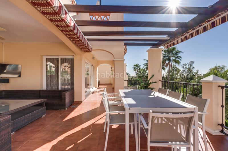 Foto 8e8ceb3a-efe9-4876-9c83-f4b8f20db6c4. Miete dachwohnung mit heizung parking pool in Benatalaya Estepona
