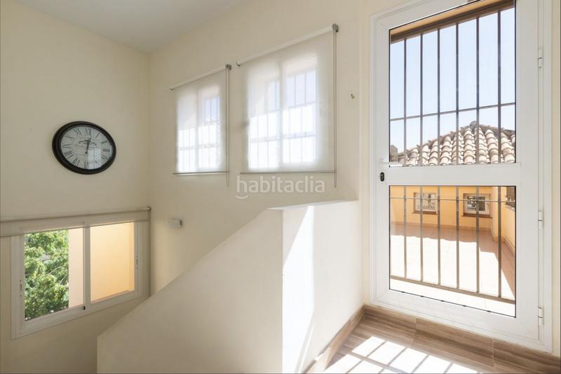 Foto bac527e6-3d4f-40d1-ab7b-ff88e48fea3c. Ático espacioso ático dúplex con impresionantes vistas al mar en elviria. en Marbella