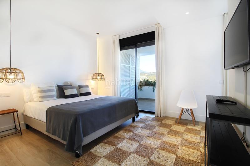 Foto 51a8e757-8831-40cb-8602-2e3556da2112. Ático  renovado exquisito con vistas panorámicas en royal Las Brisas en Marbella