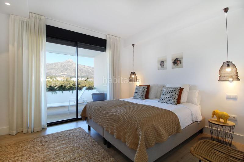 Foto a3155a78-2fe9-4aaa-bddf-568d968d51e3. Ático  renovado exquisito con vistas panorámicas en royal Las Brisas en Marbella