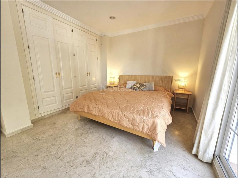 Foto 228ecb19-bed0-4efb-8613-bc1ad4760676. Planta baja ubicado en la prestigiosa zona de las lomas de rio real este. en Marbella