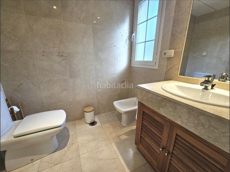 Foto 3c52140c-b784-4b6d-831d-e757e0ac5694. Planta baja ubicado en la prestigiosa zona de las lomas de rio real este. en Marbella