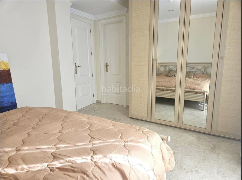 Foto 81e623f5-9ef5-4f73-8361-0f6981de1398. Planta baja ubicado en la prestigiosa zona de las lomas de rio real este. en Marbella