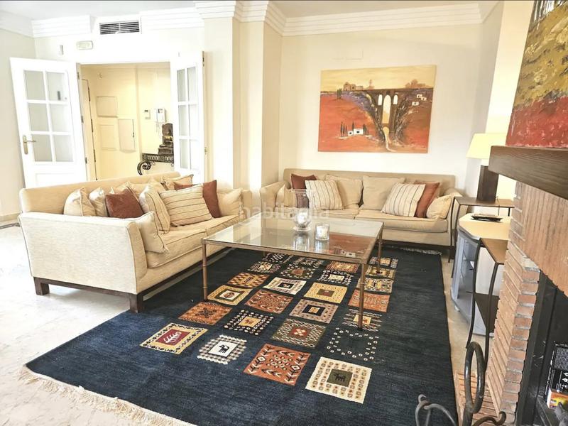 Foto a9420796-0105-42e3-a35c-9681bdc616f0. Planta baja ubicado en la prestigiosa zona de las lomas de rio real este. en Marbella