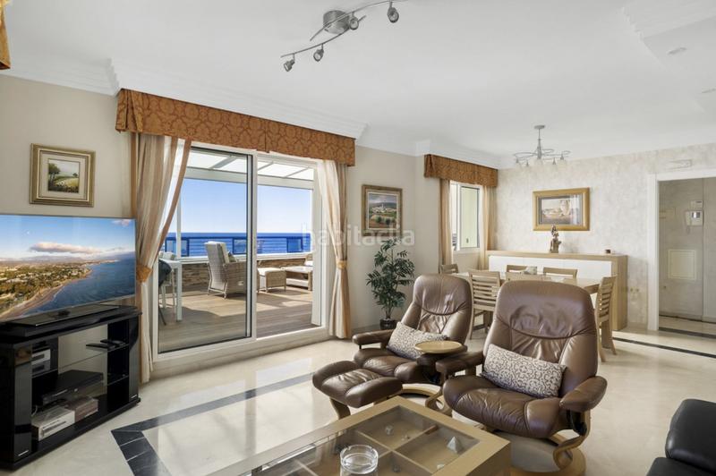Foto 24996b39-75df-443e-a90a-ba9837c82878. Àtic amb aparcament piscina a Playa Bajadilla - Puertos Marbella