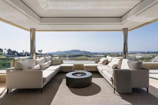 Àtic a Nueva Andalucía centro. Atico duplex en venta