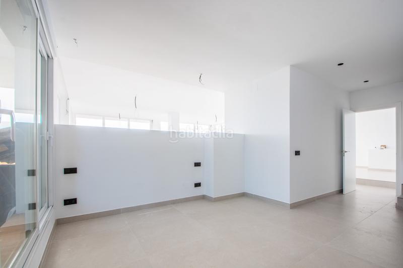 Foto 0dbe63b4-f748-4584-8eb1-239ebab432d6. Dúplex apartamento en venta en Santa María Marbella