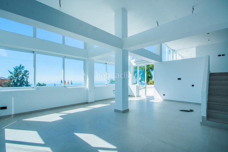 Foto 590794cb-6ca1-4637-8034-e6fdbf0e88cb. Dúplex apartamento en venta en Santa María Marbella