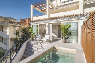 Piano terra in Nueva Andalucía centro. Apartamento planta baja en nueva andalucía