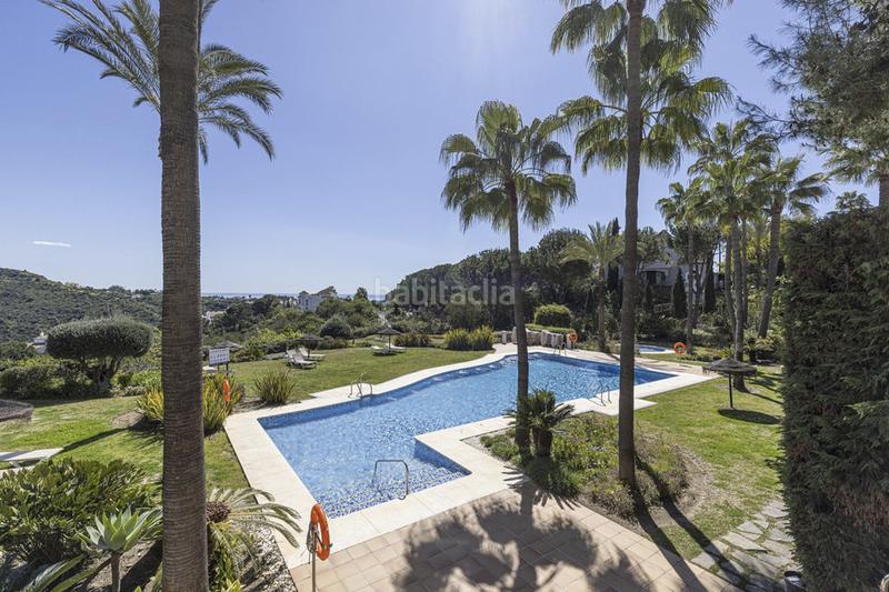 Foto f74b63f4-7077-4f2e-93fc-3e746d8bde70. Àtic amb aparcament piscina a Benahavís pueblo Benahavís
