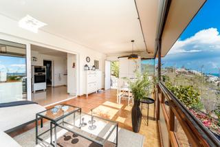 Lloguer Apartament a San Agustín - Bahía Feliz. Elegante apartamento con vistas al mar en rocas rojas