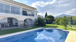 Casa a Guadalmina Alta. Chalet independiente en guadalmina alta