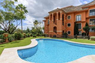 Planta baixa a Benahavís pueblo. Apartamento en venta