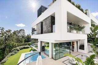 Casa a Sierra Blanca. Villa en venta