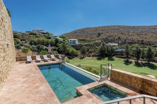 Maison à Benahavís pueblo. Villa en venta