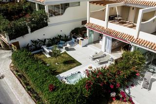 Planta baja en Nueva Andalucía centro. Modern elegance in the heart of nueva andalucías golf valley