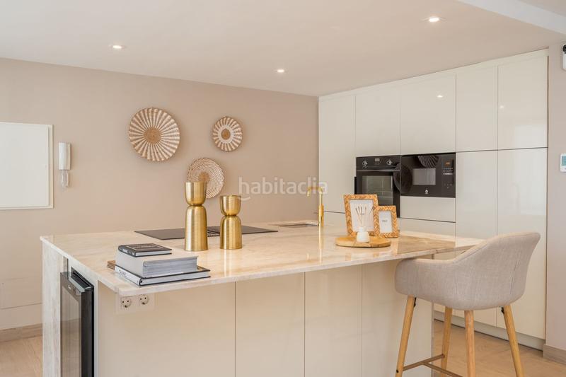 Foto 280918b0-6589-4102-97a1-50a58c0d850e. Casa villa con apartamento independiente y dos piscinas privadas en el corazón costa en Benalmádena