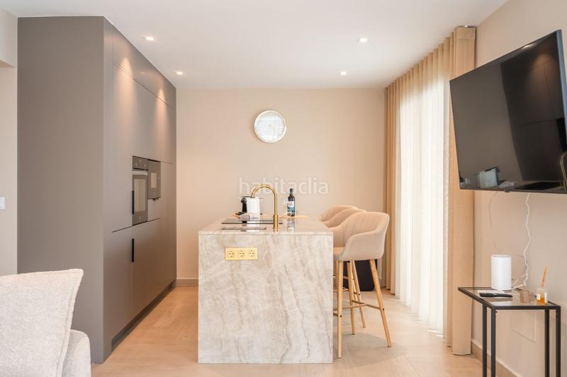 Foto e9ed72c7-1dfd-41a1-b014-6ec8ac17e972. Casa villa con apartamento independiente y dos piscinas privadas en el corazón costa en Benalmádena