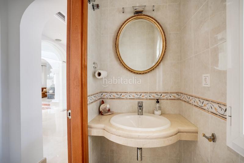 Foto 6219bb7a-4978-49c2-98dd-d09b1b71f191. Casa en sirio-nva andalucia f 94 en Los Naranjos Marbella
