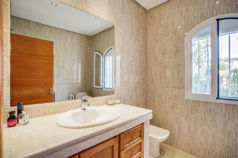 Foto b1296fab-d5f2-4551-a665-0c38dc74d6e1. Casa en sirio-nva andalucia f 94 en Los Naranjos Marbella