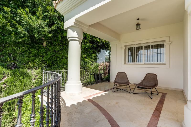 Foto ed9d58b1-5ab6-48e7-8ff7-daf1d05c6293. Casa en sirio-nva andalucia f 94 en Los Naranjos Marbella