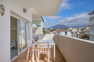 Apartament a Nueva Andalucía centro. Exclusivo apartamento en nueva andalucía  marbella