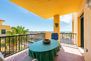 Apartamento en San Pedro de Alcántara Pueblo. Apartamento de 2 habitaciones en venta  junto a la playa de san