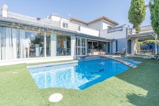 Casa a Estepona Golf. Estepona, estepona golf, 4 dormitorios, piscina, terrazas, solar