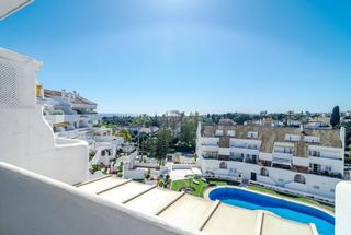 Àtic a Nueva Andalucía centro. Penthouse duplex,nueva andalucía, cerca de puerto banus