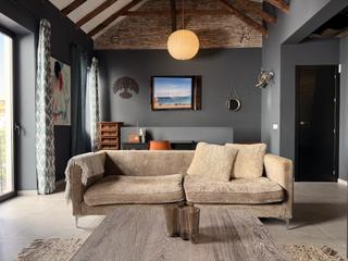 Attique à Centro. Unique penthouse with large terraces in estepona old town