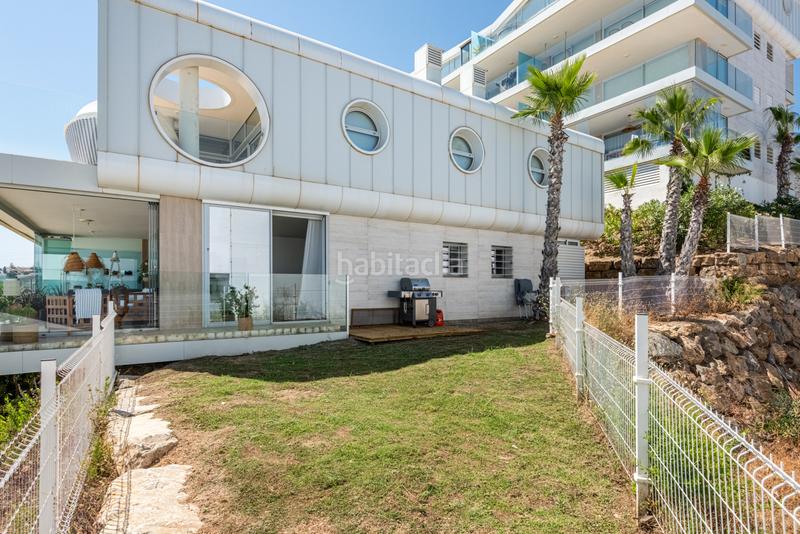 Foto dfbf0e9a-7548-4092-aea6-6c45b150a4e1. Apartamento  de tres dormitorios con vistas panorámicas al mar en medone, El Higuerón en Fuengirola