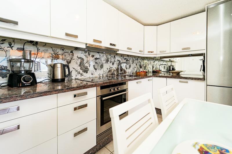 Foto 25b046f7-58d3-42ba-8831-2ecf330e45d5. Dúplex amplio apartamento dúplex con vista al mar y bajo coste mensual monte rojo, san agustín en San Bartolomé de Tirajana