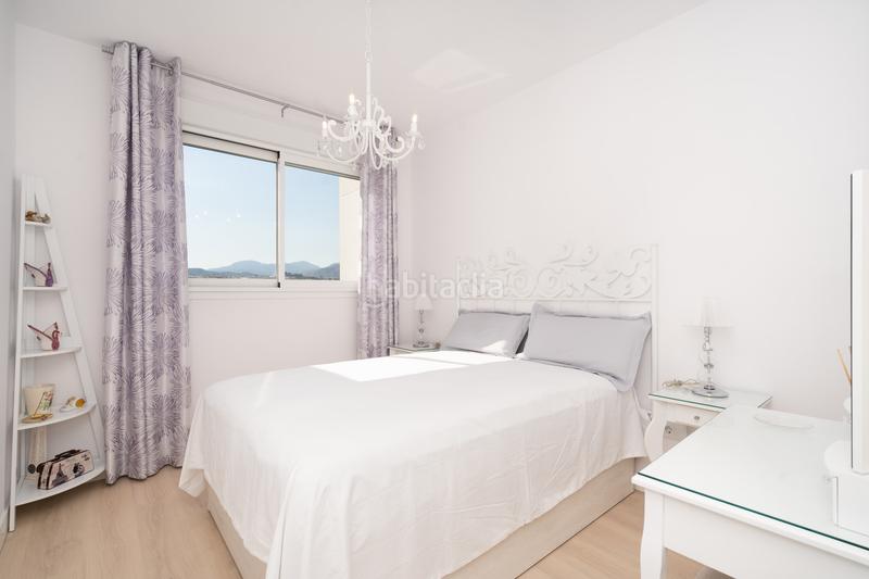 Foto 5947df39-8dfe-459d-98fb-f7c02341b8a0. Ático  dúplex moderno en el Centro con vistas panorámicas en Estepona