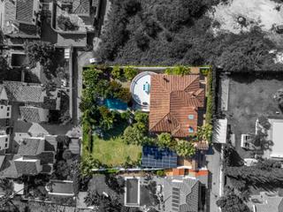 Maison  Claveles 50. Villa reformada con vistas al mar y alta rentabilidad demostrada