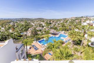 Ático en Nueva Andalucía centro. Ático dúplex en nueva andalucía