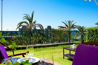 Apartamento en Margaritas las 10. Apartamento junto al mar en famboyan con jardín y piscina