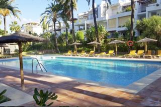 Piano terra in San Pedro de Alcántara Pueblo. Apartamento en planta baja en san pedro de alcántara