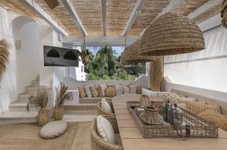 Maison à Nueva Andalucía centro. Villa en venta