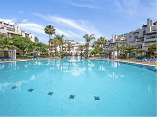 Planta baja en San Pedro de Alcántara Pueblo. Apartamento en planta baja en san pedro de alcántara