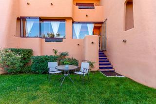 Erdgeschoss in Ojén. Apartamento en planta baja con su propia zona verde en el soto,