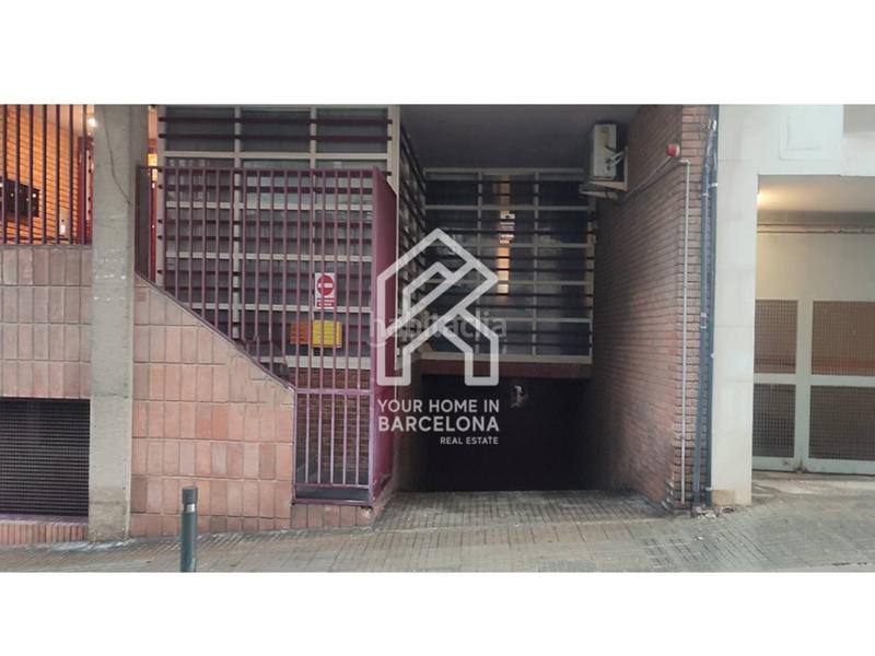 Foto 40be6149-883a-4772-8cbc-a1e244e7740d. Posto auto in Centre Santa Coloma de Gramenet