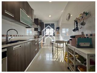 Chalet  Wilson. Casa en venta con piscina