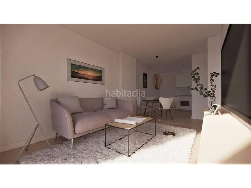 Foto 1c8656b9-22c7-4cde-abf5-59b16766f157. Flat with heating pool in Centre Santa Coloma de Gramenet