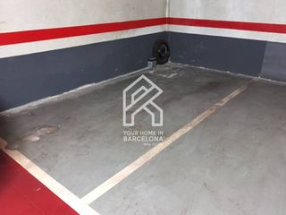 Aparcament cotxe a Calle Sicilia