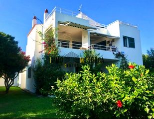 Casa in Ciutadella. Villa exclusiva en segunda línea de mar amplitud y vistas en cap